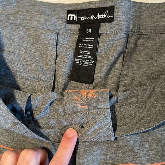Brand new Travis Mathew shorts - Picture 2 of 3